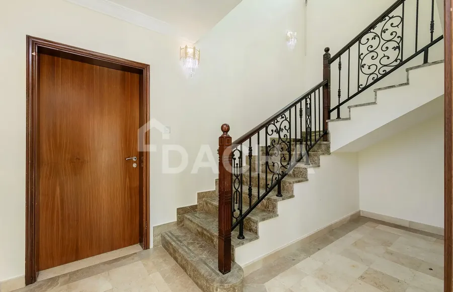 5 bedroom villa for sale - Dacha