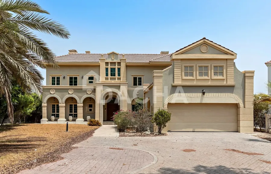 5 bedroom villa for sale - Dacha