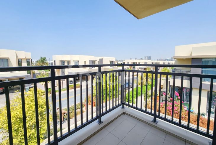 4 bedroom villa to rent banner - Dacha