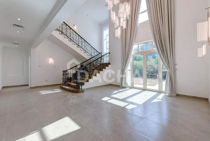 4 bedroom villa to rent banner - Dacha