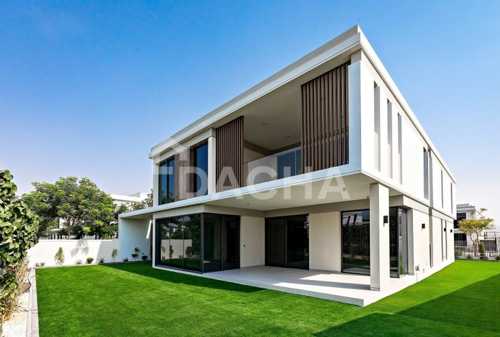 5 bedroom villa for sale banner - Dacha