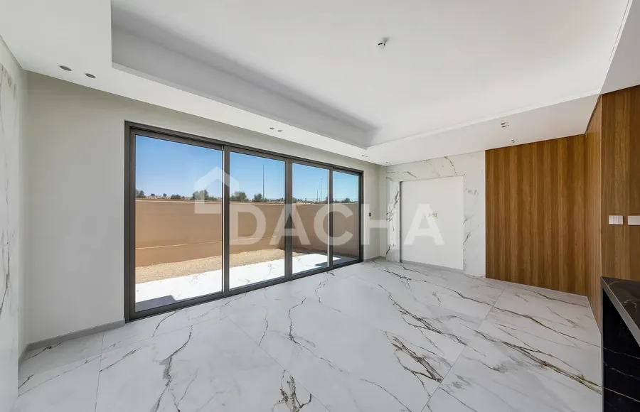 3 bedroom townhouse for sale - Dacha