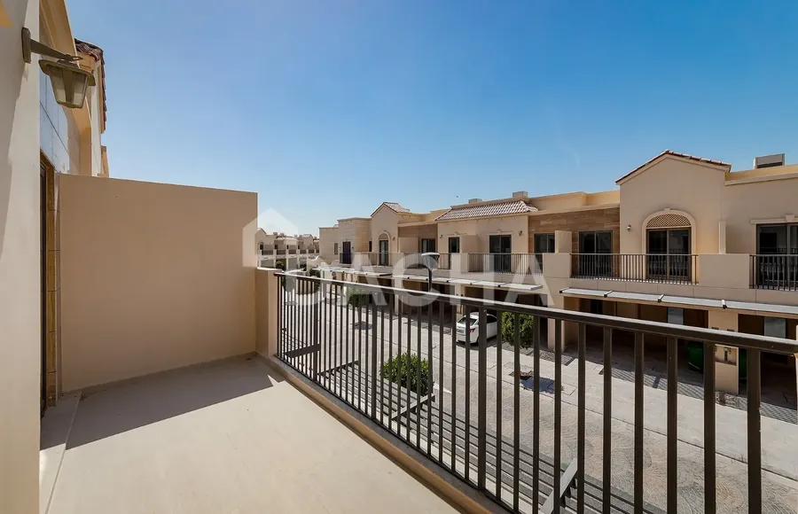 3 bedroom townhouse for sale - Dacha