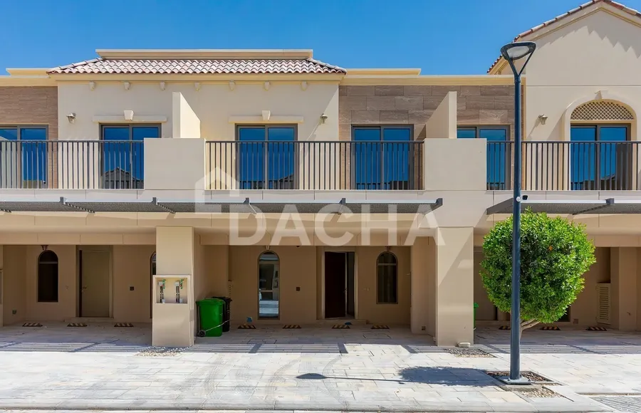 3 bedroom townhouse for sale - Dacha