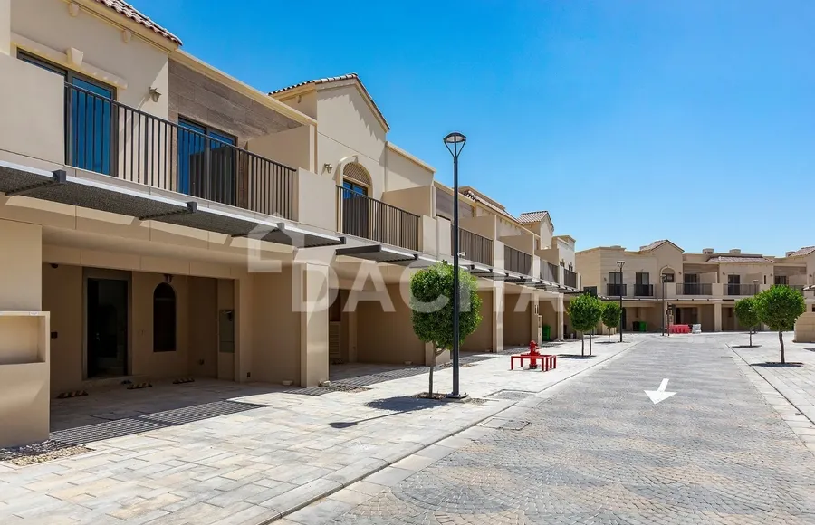 3 bedroom townhouse for sale - Dacha