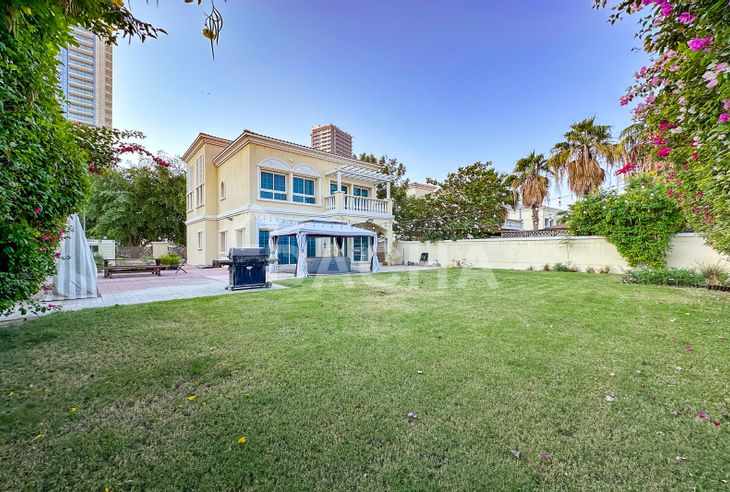2 bedroom villa for sale banner - Dacha