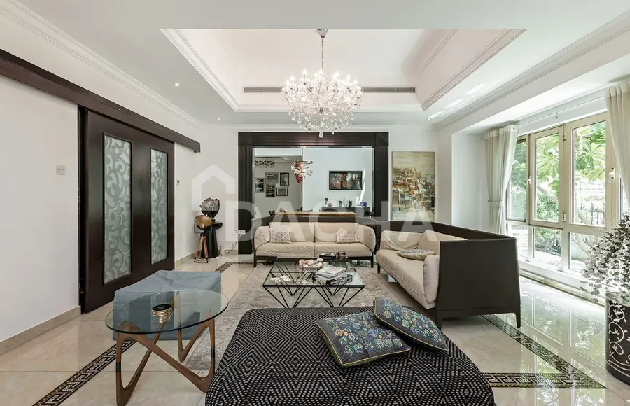 4 bedroom villa to rent - Dacha