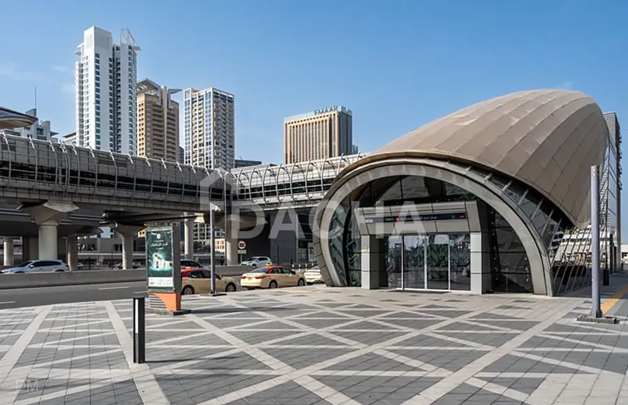 retail for sale - Dacha