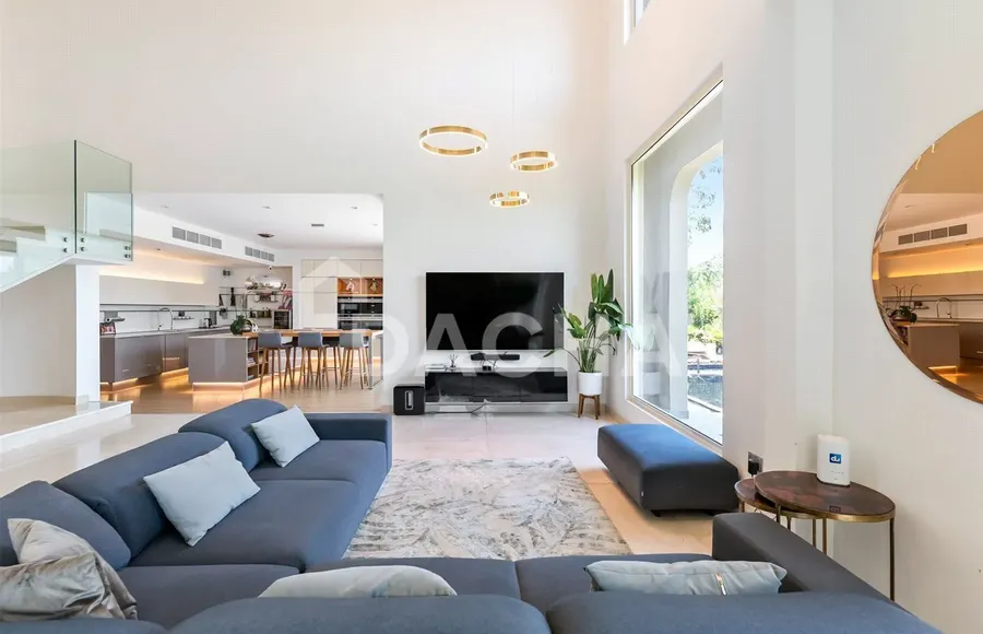 4 bedroom villa to rent - Dacha