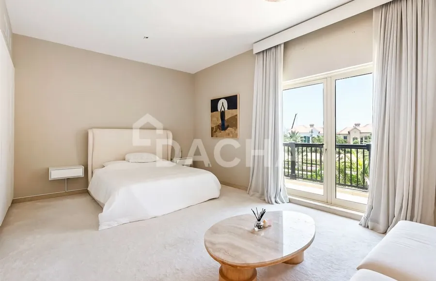4 bedroom villa to rent - Dacha