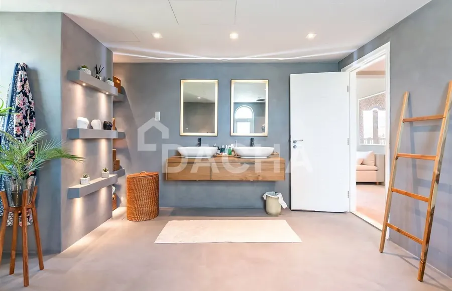 4 bedroom villa to rent - Dacha