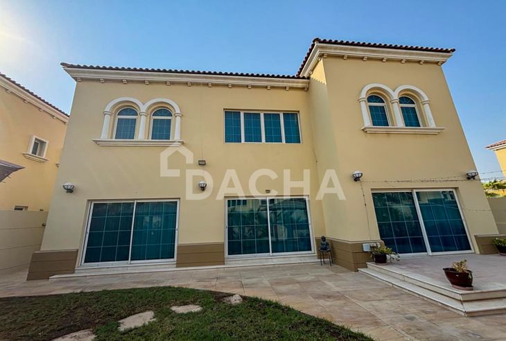 4 bedroom villa for sale banner - Dacha