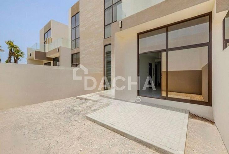 3 bedroom townhouse for sale banner - Dacha