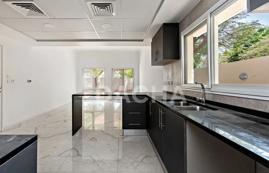 5 bedroom villa to rent - Dacha