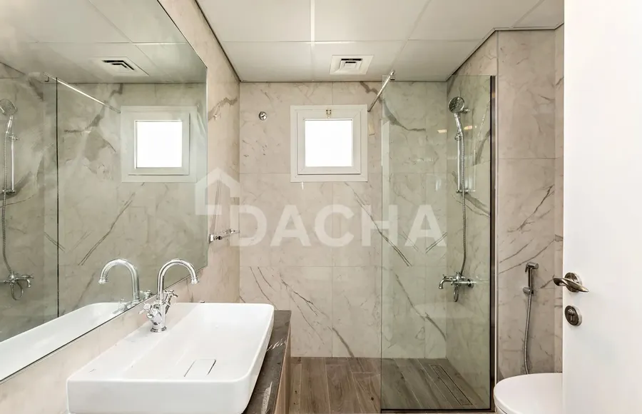 5 bedroom villa to rent - Dacha