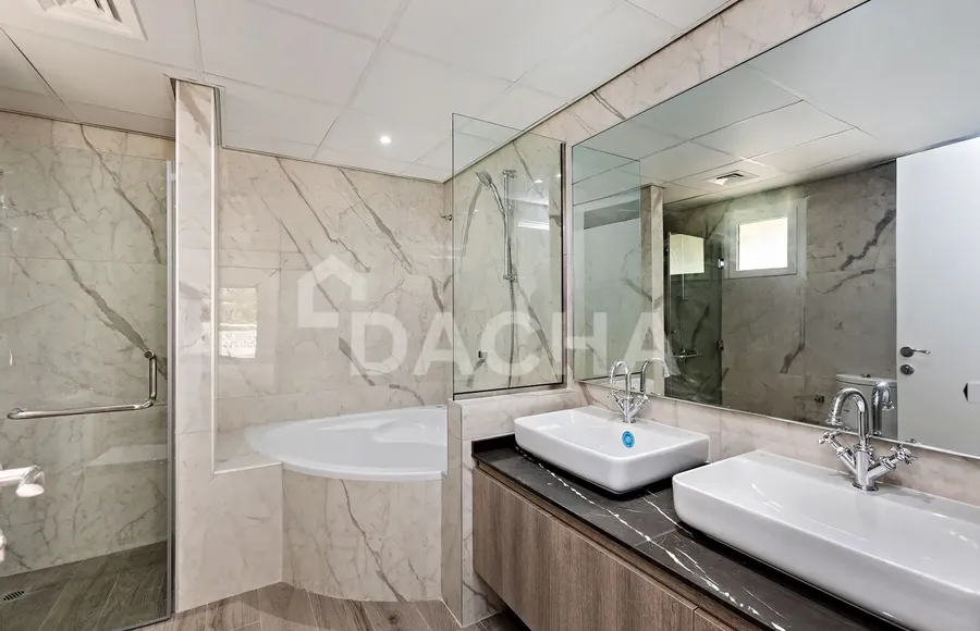 5 bedroom villa to rent - Dacha