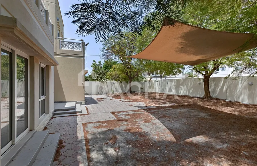 5 bedroom villa to rent - Dacha