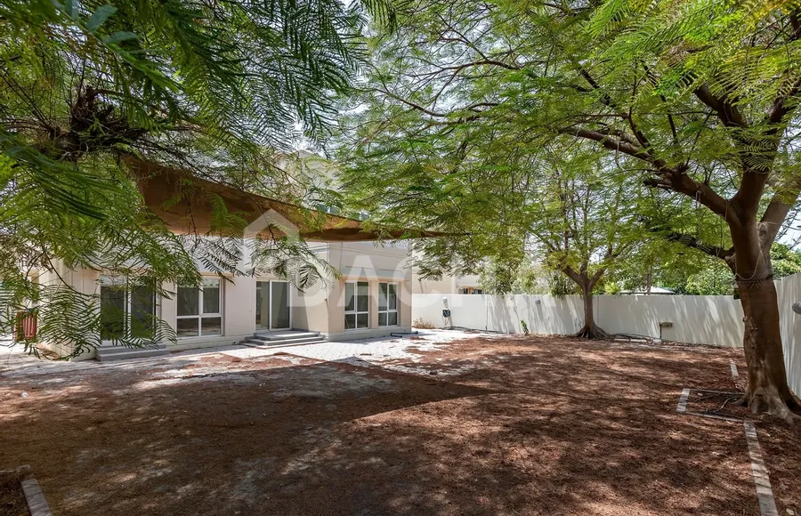 5 bedroom villa to rent - Dacha