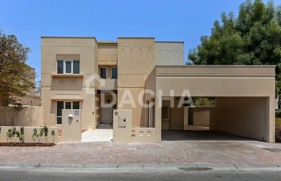 5 bedroom villa to rent - Dacha