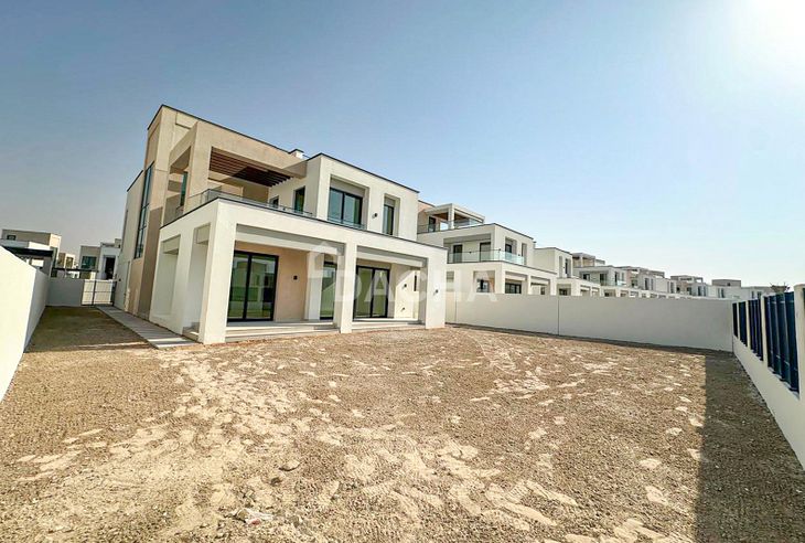 4 bedroom villa to rent banner - Dacha