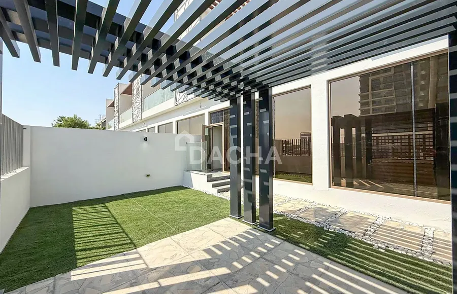 3 bedroom townhouse for sale - Dacha