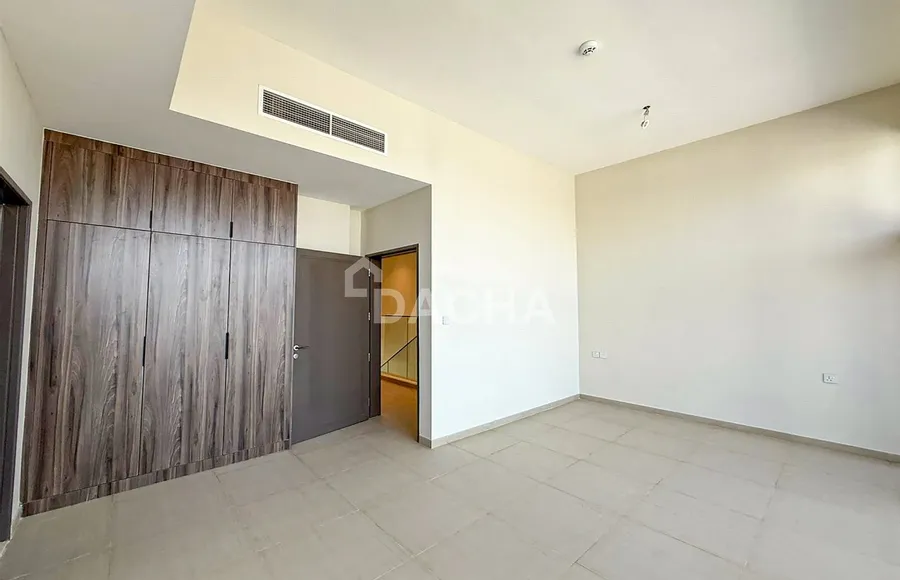 3 bedroom townhouse for sale - Dacha