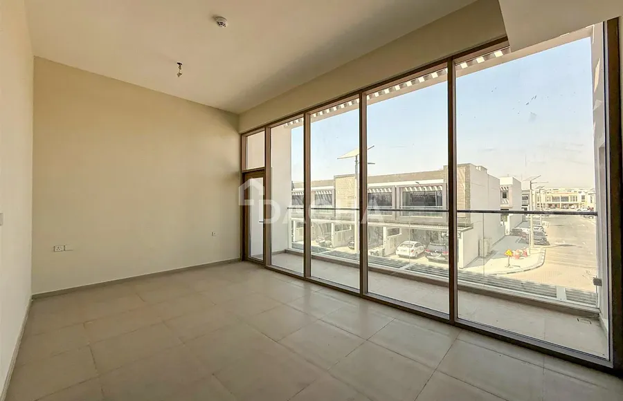 3 bedroom townhouse for sale - Dacha
