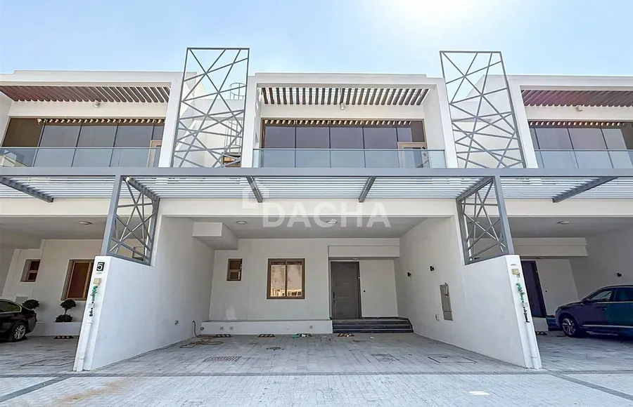 3 bedroom townhouse for sale - Dacha