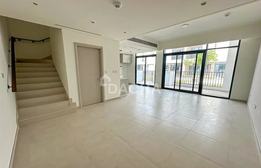 3 bedroom townhouse to rent - Dacha
