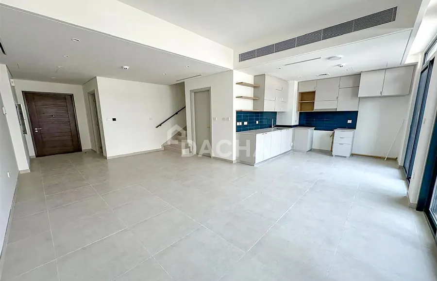 3 bedroom townhouse to rent - Dacha
