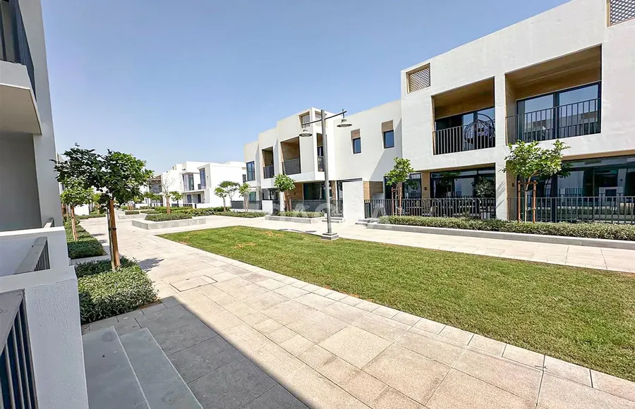 3 bedroom townhouse to rent - Dacha