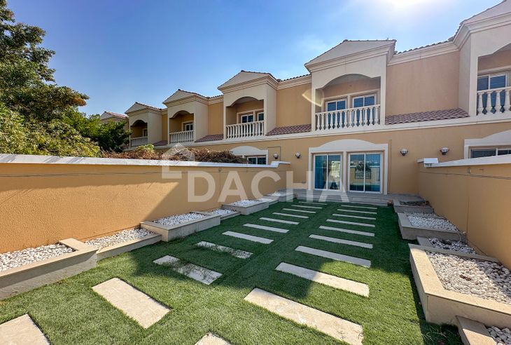 2 bedroom townhouse for sale banner - Dacha