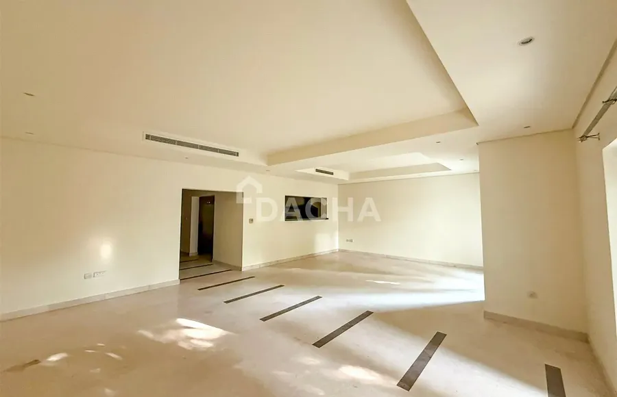 3 bedroom townhouse to rent - Dacha