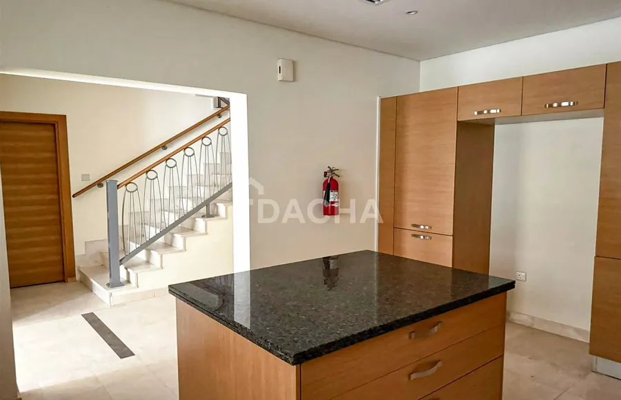 3 bedroom townhouse to rent - Dacha