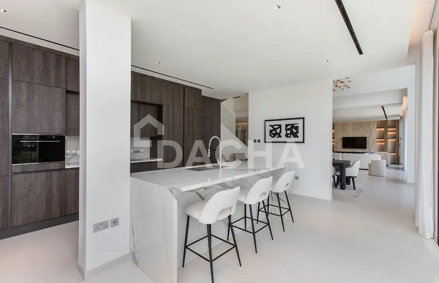 5 bedroom villa to rent - Dacha