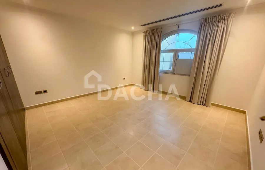 5 bedroom villa for sale - Dacha