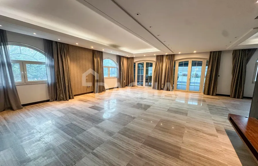 5 bedroom villa for sale - Dacha