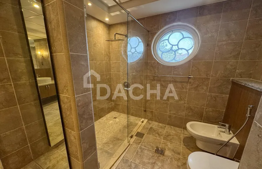 5 bedroom villa for sale - Dacha