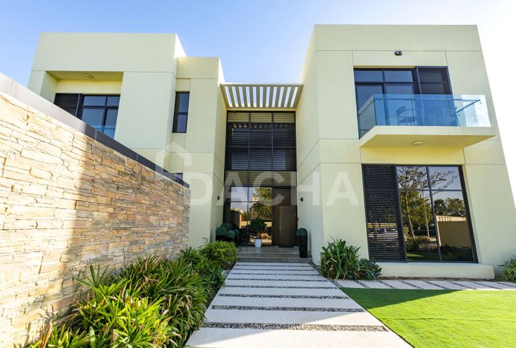 6 bedroom villa to rent banner - Dacha