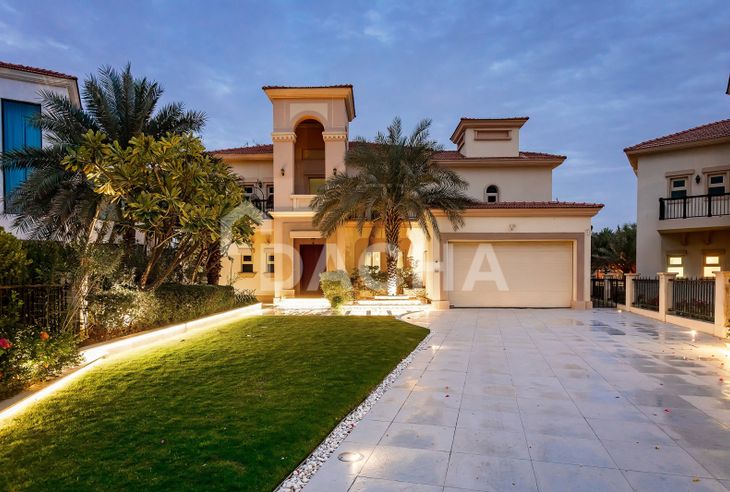 4 bedroom villa for sale banner - Dacha