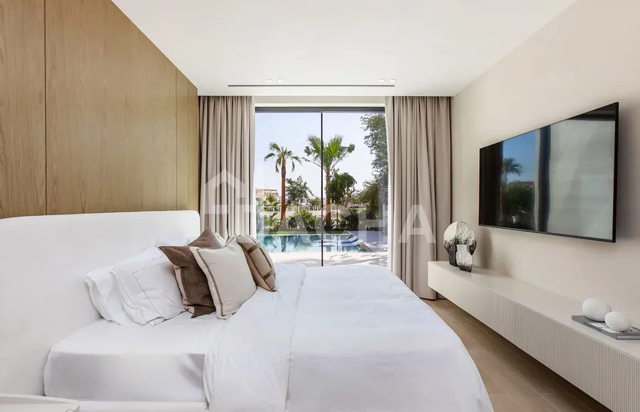 5 bedroom villa for sale - Dacha