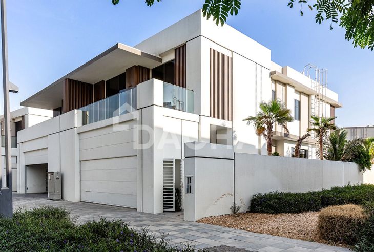 4 bedroom townhouse to rent banner - Dacha