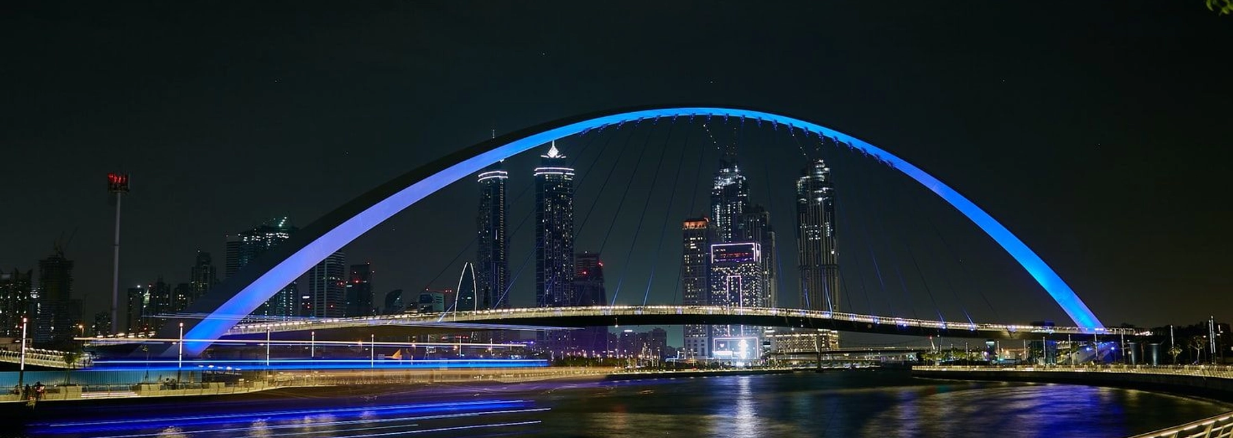 Getting a Property Next to Dubai Water Canal: 4 Attractions - Dacha - undefined