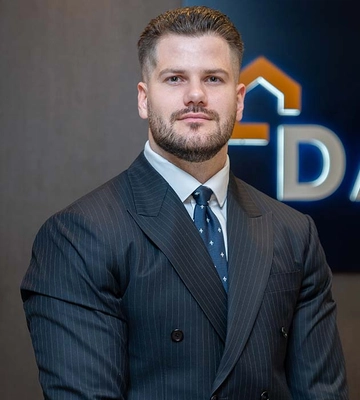 Lewis Burns  - Dacha - undefined