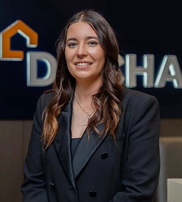 Olivia Kelly - Dacha - undefined