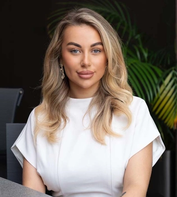 Thalia Rose Benevenuto - Dacha - undefined