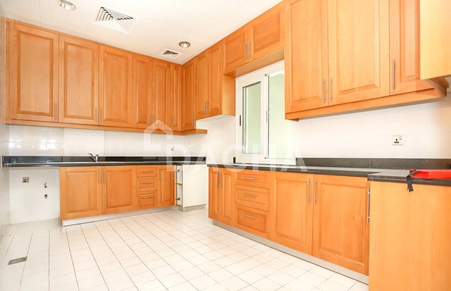 5 bedroom villa to rent - Dacha - undefined