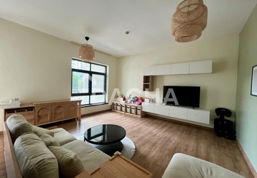 The Views- Dacha - undefined