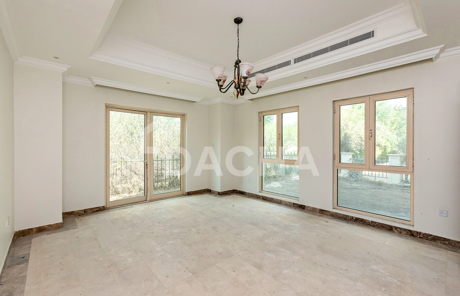 4 bedroom villa for sale - Dacha - undefined