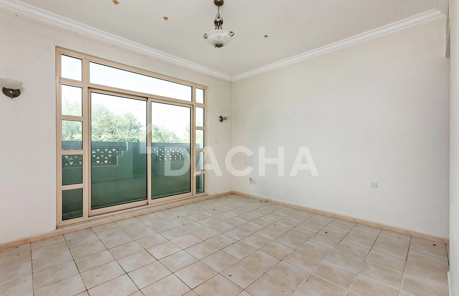 4 bedroom villa for sale - Dacha - undefined